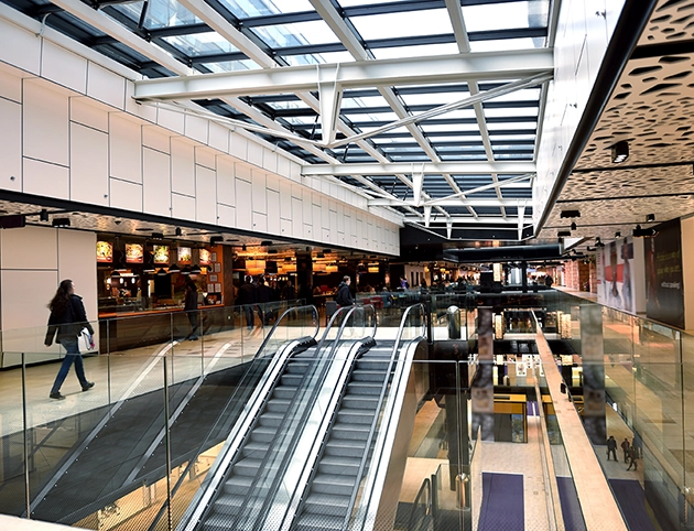 Centro comercial climatizado com a gama semi-industrial CoolSmart